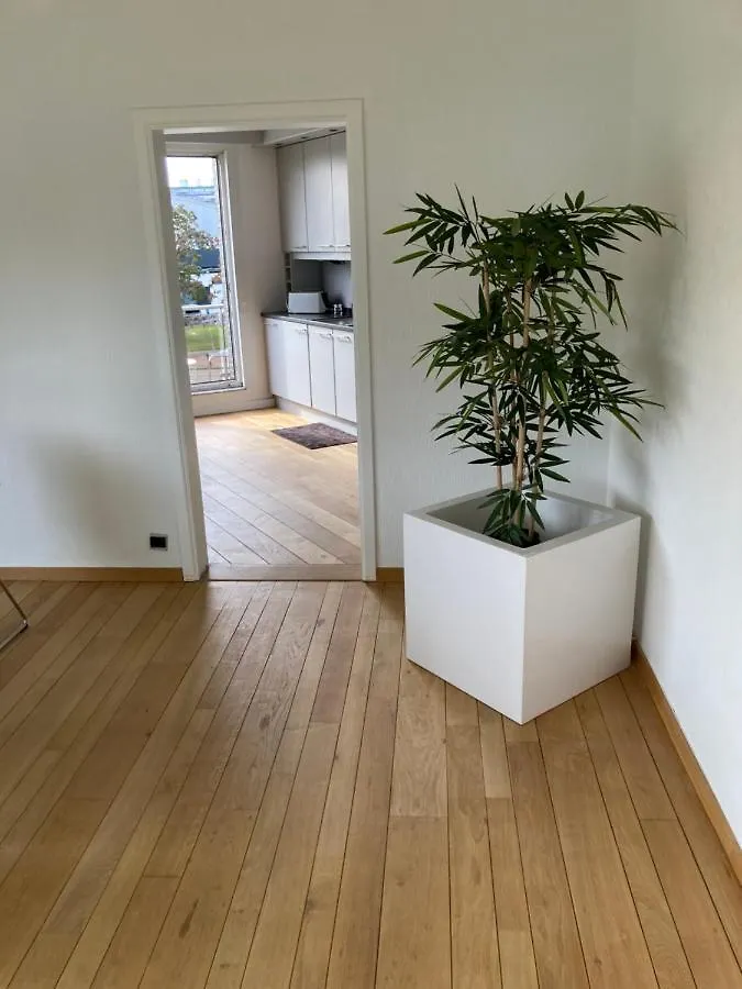 Lichtrijk Mooi Appartement Met Zicht Op Hof Van Roosendael Antwerp 0*,  Belgium